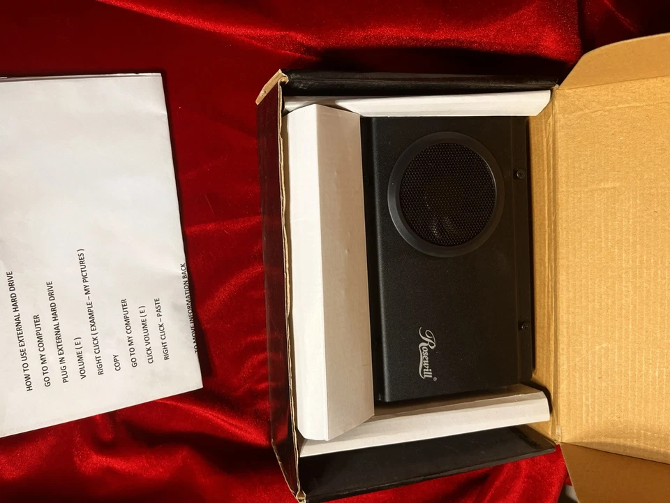 External Rosewill USB 2.0/eSATA Enclosure (V2) with Seagate 1TB HDD - Image 4 of 4