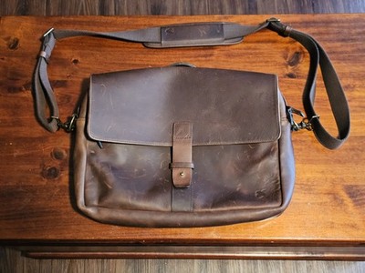 Nutsac Jones 15  Messenger Bag in OxBlood Leather