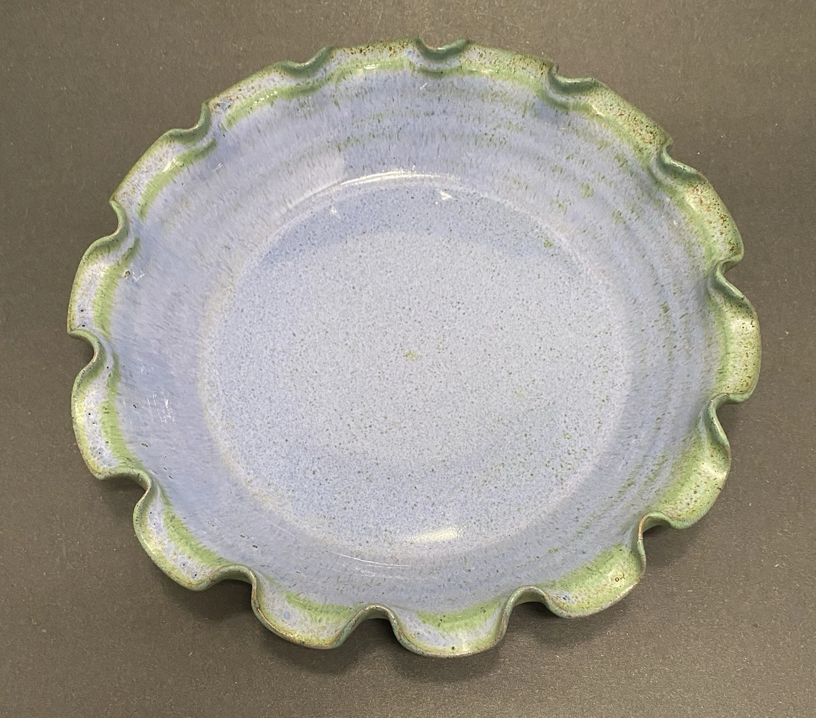 Hickory Hill Pottery Fluted Edge Pie Plate Sea Grove NC Signed Daniel Marley