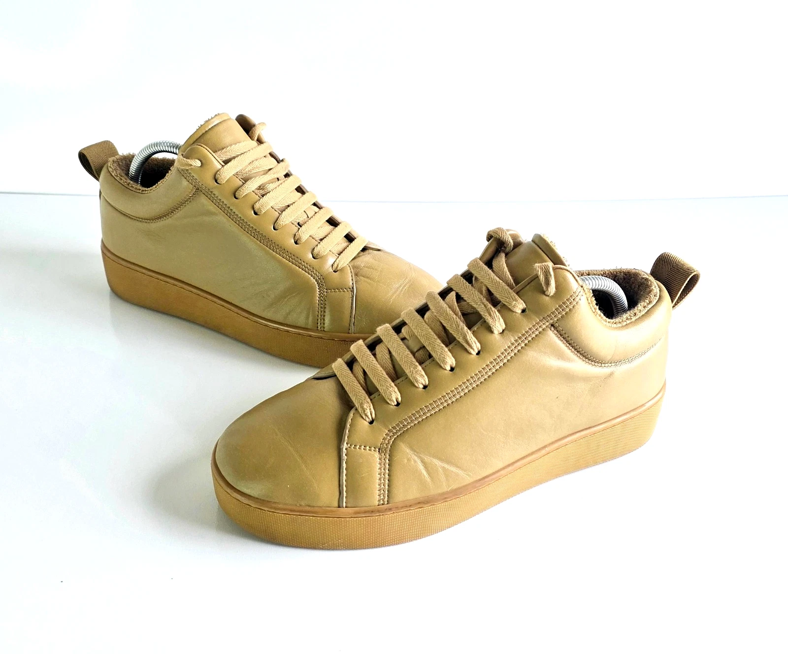 Bottega Veneta — BOTTEGA VENETA Low Top Sneaker Lagoon Nappa Fudge Sz 42 9 Lace Up Italy