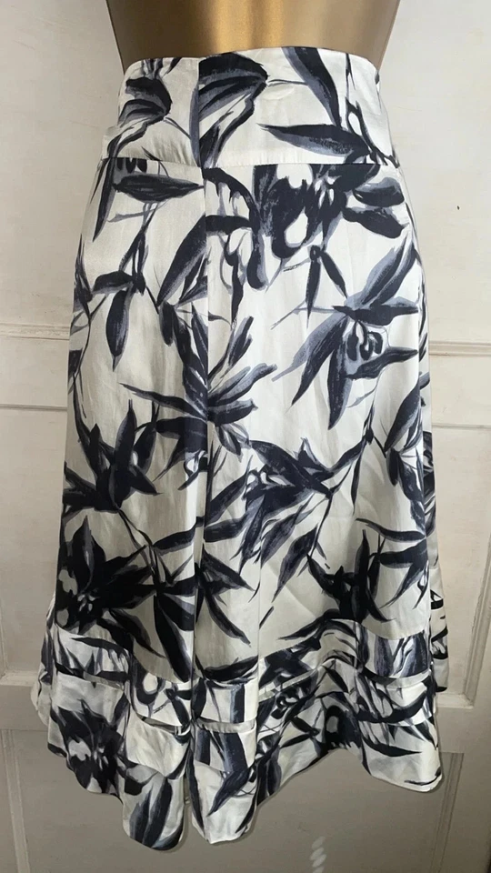 MONSOON Floral Oriental Sardinia Silk Cotton Mix Flare Midi Skirt Size 22 . - Image 3 of 3