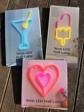 Neon LED Wandlampe / Partylicht / Leuchtreklame / Partydeko / Wall Lamp