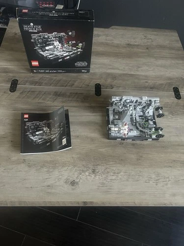 New ListingLEGO Star Wars Death Star Trench Run Diorama 75329 Complete Set Boxed