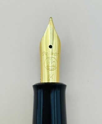 Fountain Pen Nib Stock Photo - Alamy - View #5