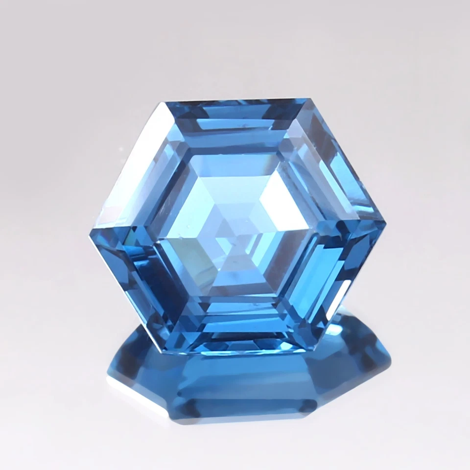 AAA Natural Flawless Ceylon Blue Spinel Loose Hexagon Gemstone Cut 17x17 MM - Image 2 of 4