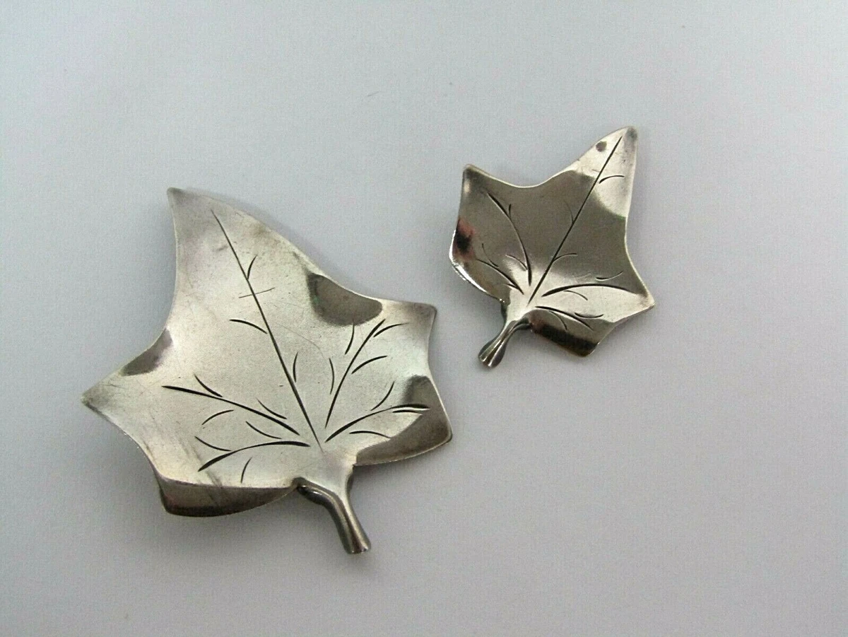 Vintage Stuart Nye Sterling Silver Ivy Leaf Brooch Pin Set