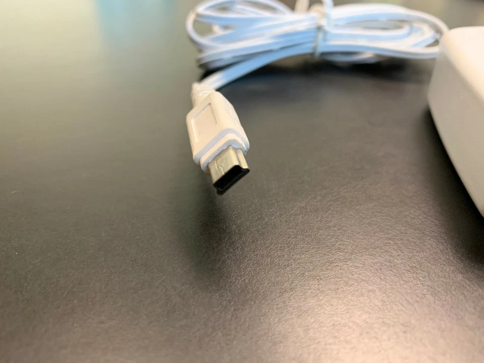 Wall charger for Viper, Python, Clifford remote transmitters with mini USB plug - Image 2 of 4