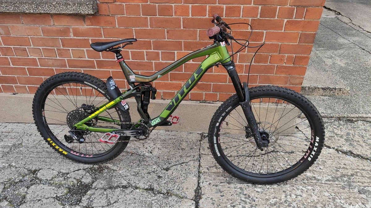 Vitus mountain bike sale top