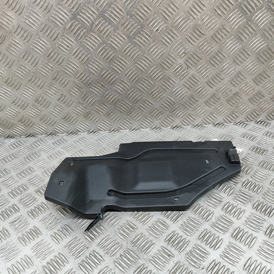 TOYOTA RAV 4 XA40 Dashboard Right Lower Trim 55607-42050 2015 LHD 28360029 - Image 3 of 4