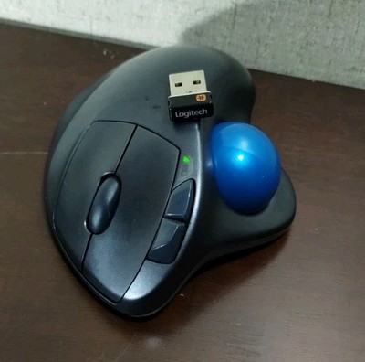 Logitech M570 Wireless Trackball Ergonomic and Unifying Receiver Dongle No Batt.