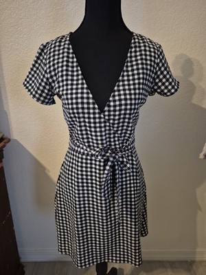 WOMEN'S BLACK & WHITE CHECK PRINT WRAP DRESS - DIVIDED H&M - SIZE 2 - NWT