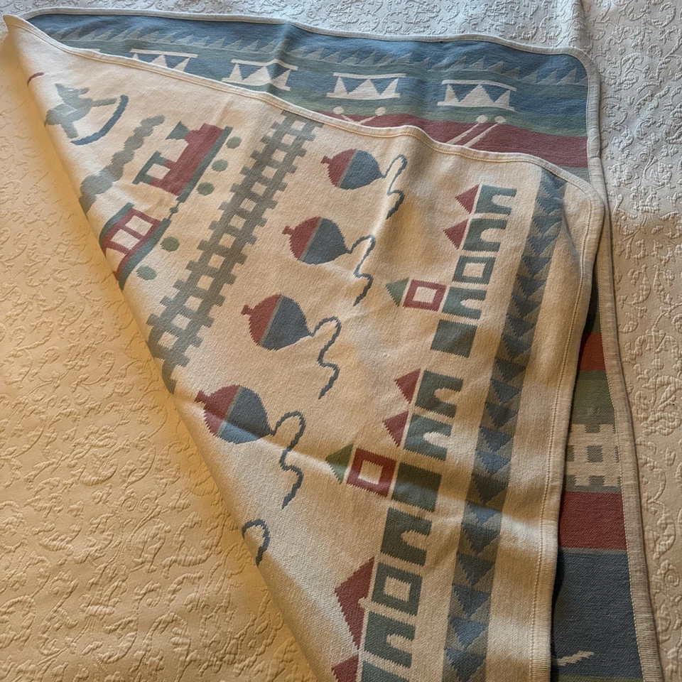 Caballos mecedores Santonja y un tren, colores pastel reversibles hecho en España Foto 3 de 4