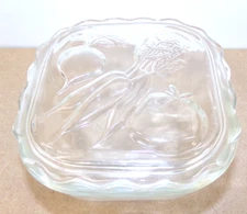 Vintage Glass Refrigerator Dish Storage Container Vegetables Ruffled Edge Lid