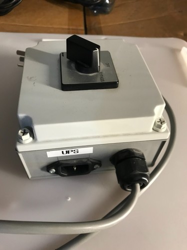 PDU UPS safety splitter + bypass - 第 2/4 張圖片