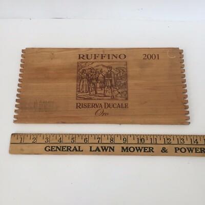 Side of Wooden Wine Crate - Reserve Ducale Chianti Classico 2001