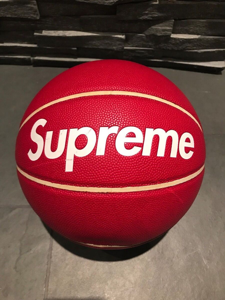 ULTRA RARE Supreme x Spalding Basketball 1/70 1996 EACH ONE ULTRA RARE Supreme x Spalding Basketball 1/70 1996 EACH ONE