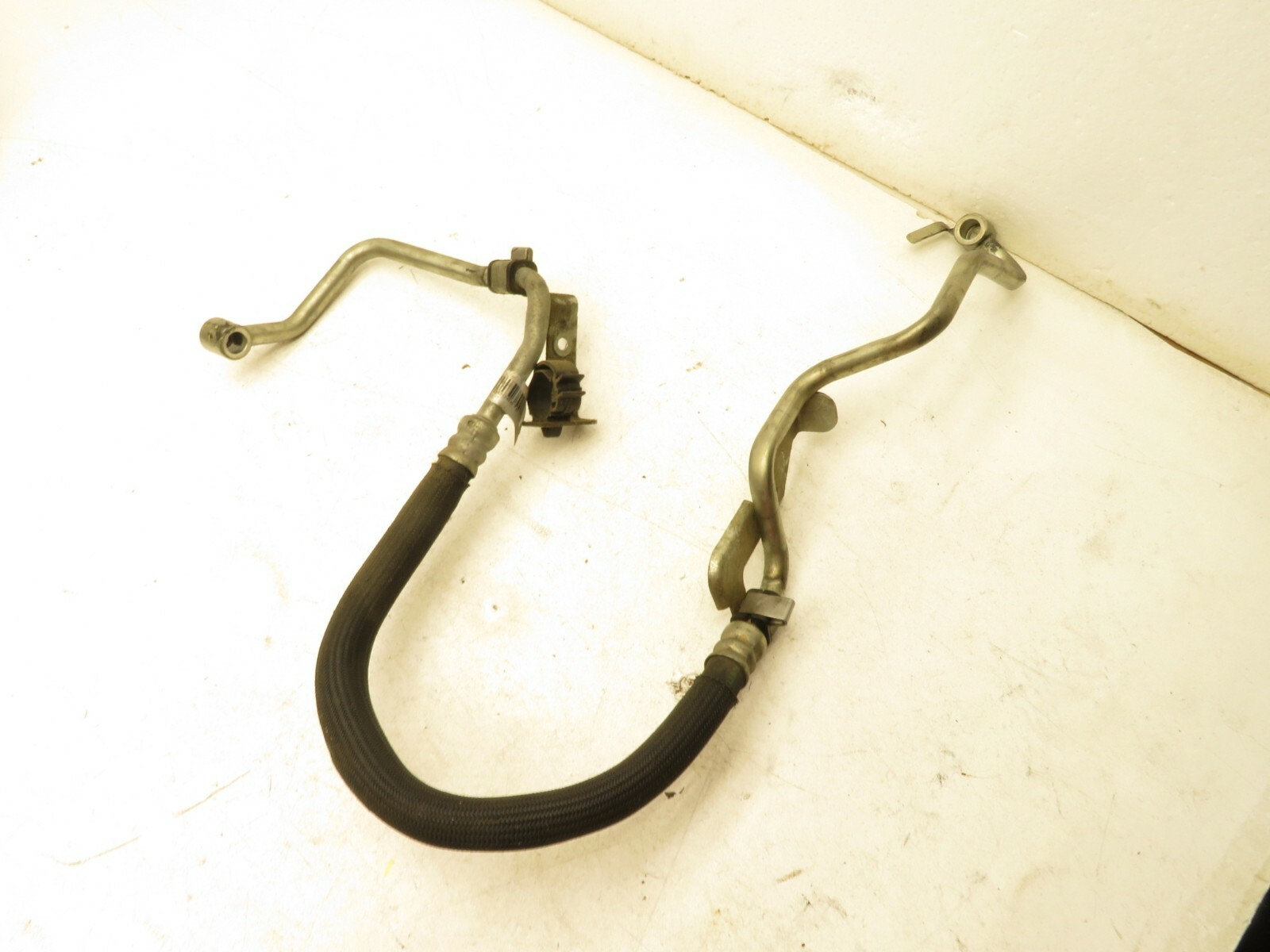2014-2017 MASERATI GHIBLI SEDAN POWER STEERING OIL COOLER HOSE PIPE LINE OEM