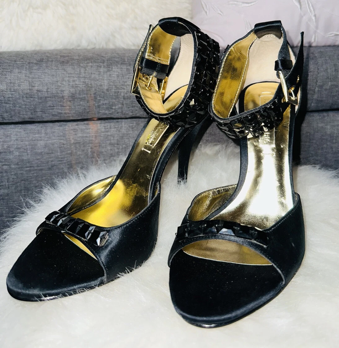 Bcbgmaxazria heels deals