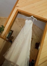 David's Bridal Wedding Dress, Strapless, Size 4, Ivory, Good Condition