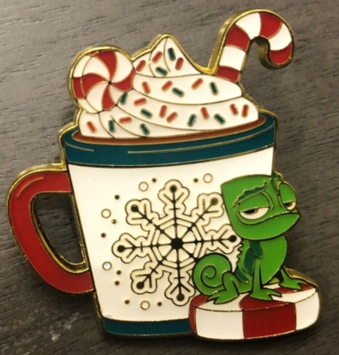Disney pin 152362 Tangled Pascal Christmas Holiday Peppermint