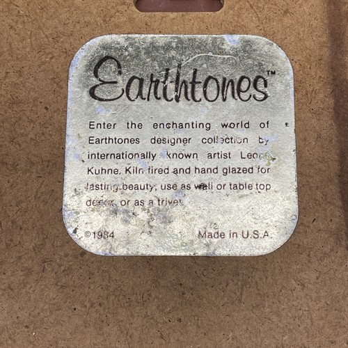 Vtg Earthtones Leone Kuhme Southwestern Tile Trivet Wall Décor Girl & Lamb 6x6 - Picture 8 of 10