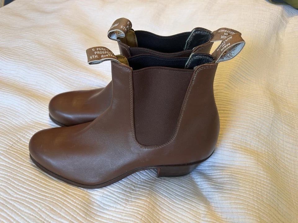 R.M. Botas Chelsea Williams Craftsman de cuero en marrón castaño. Hombre 12 (US13) Foto 2 de 4