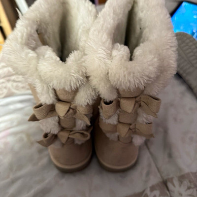 Women s Beige Suede Mid-Calf Pull-On Snow Boots Faux Fur Lined Bow 11.5