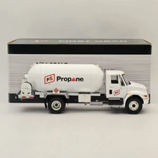 FIRST 1/34 lnternational DuraStar Propane Truck 10-4270 White DIECAST Model