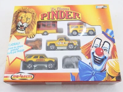 Majorette n° 03446876 coffret cirque PINDER Land Rover lion éléphant 1/67 neuf - Photo 1/4