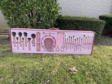 Glitz & Glam Bling Rhinestone Makeup Brushes 30 Piece Set TikTok Viral HTF