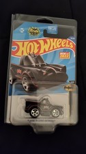 Hot Wheels Classic TV Series Batmobile Batman 1:64 Diecast Car Black Red 2022