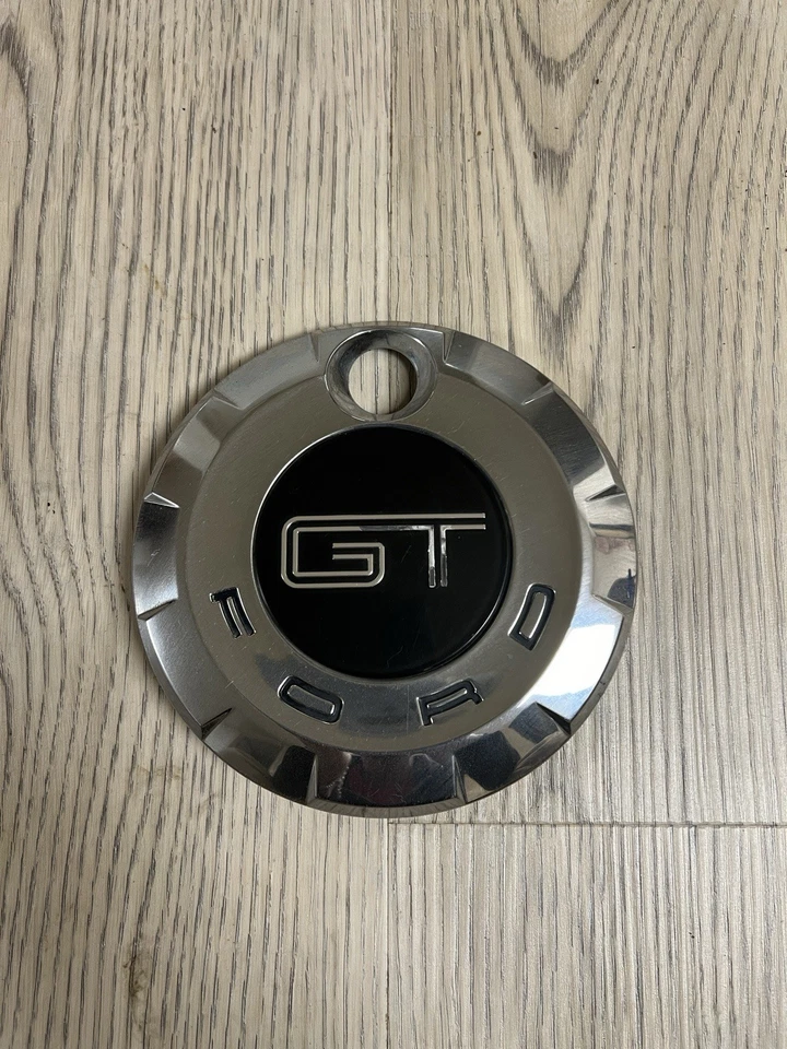 Logotipo emblema porta-malas traseiro 2005 Mustang 4R33-6342508-ad 4xA-59P - Imagem 2 de 4