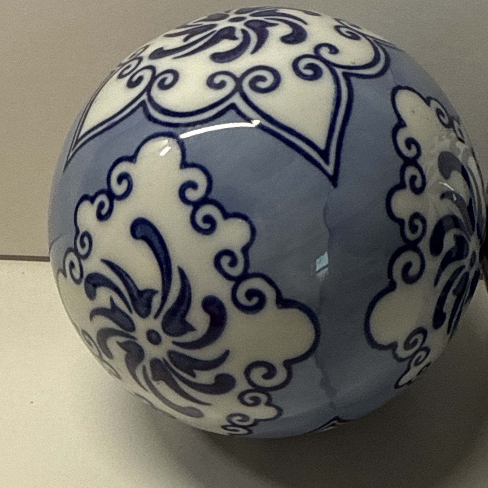 2 Vintage Blue & White Floral Porcelain Decorative Ceramic Carpet Ball 4”