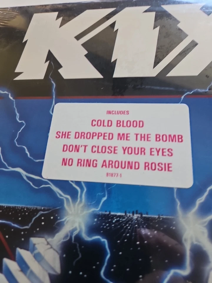 KIX Blow My Fuse Original 1988 US 1st Press Vinyl W/ Hype Sticker - Image 2 of 4