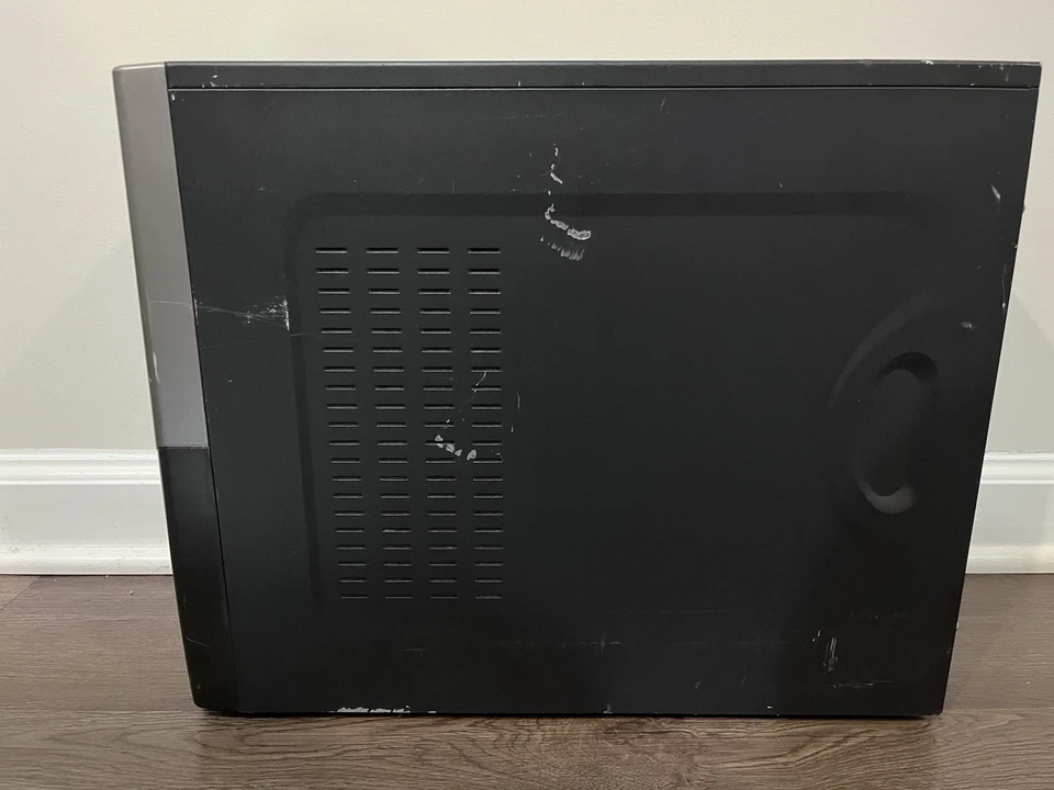 Vintage Retro Case W/ Original Drives - Image 3 of 4