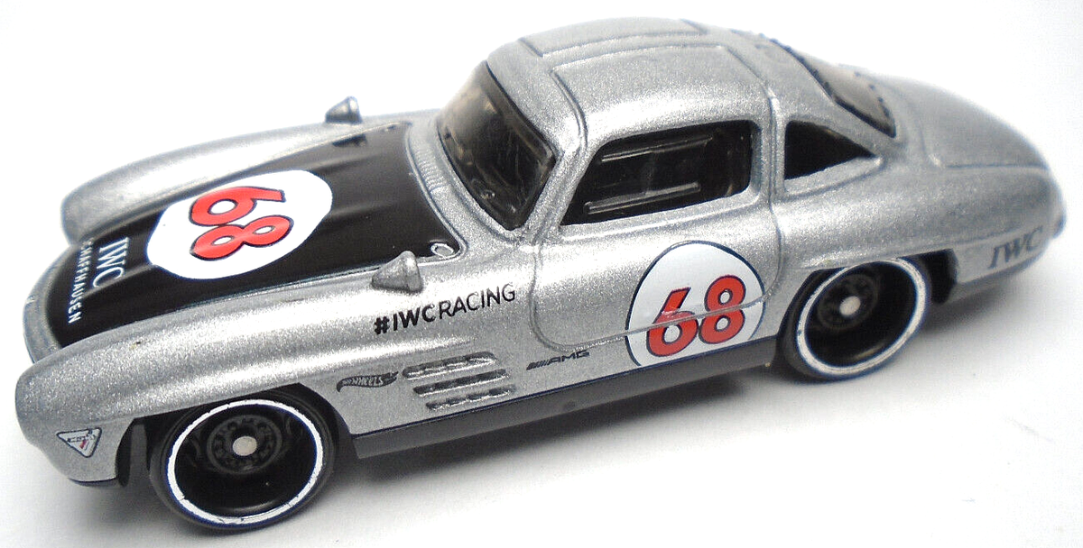 2021 HOT WHEELS MERCEDES BENZ 300 SL #68 SILVER 1:64 DIECAST 2 3/4