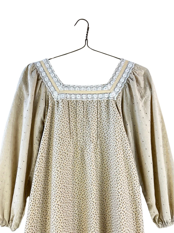 Maxi Vestido Floral Pradera Victoriano Estilo Gunne Sax Años 70 De Colección Foto 4 de 4