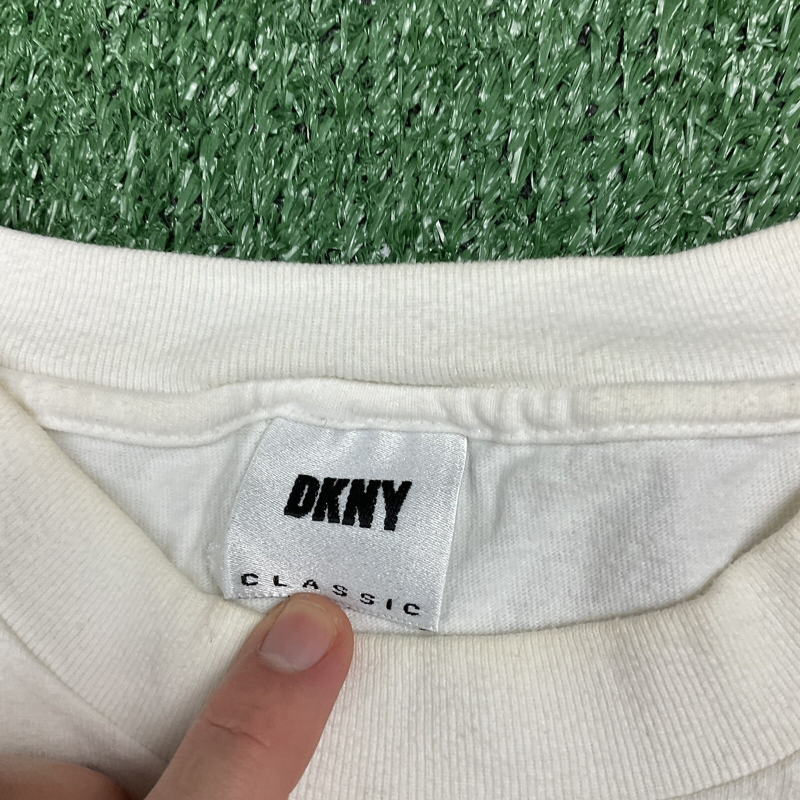 DKNY Classic Designer White Basic Simple Staylish… - image 4