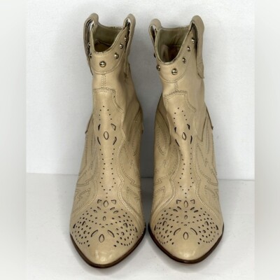 Carlos Santana Spur Women's Cream Western Ankle Boots Leather Rodeo Boho Sz 9.5