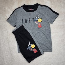 Air Jordan Short Sleeve T-Shirt  Short 2 Piece Set Gray/Black Size 6 Boys NWT
