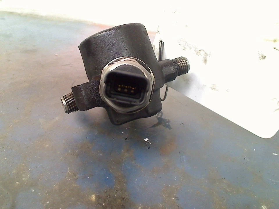 INYECTORES BOQUILLAS RENAULT KANGOO EXPRESS (FW) 2010 R9144Z070B Foto 4 de 4