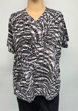 Easy Stretch XL Scrub Top Pewter Black Cheetah Pockets Stretch