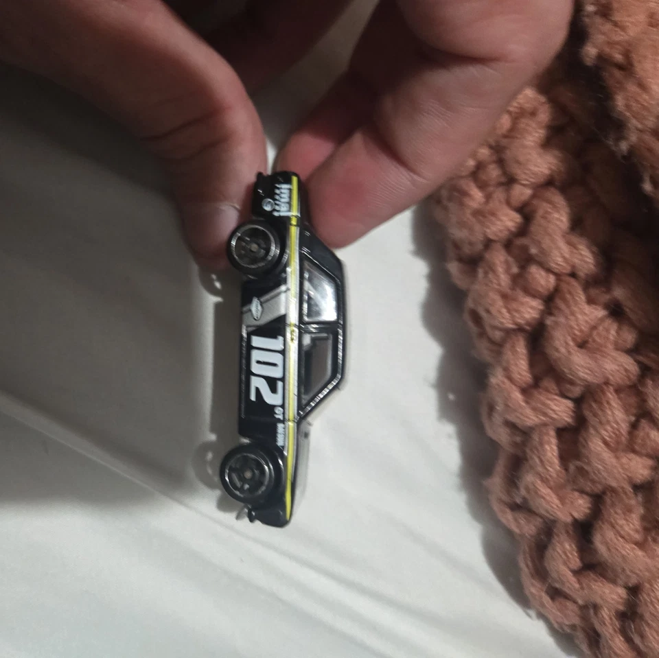 Datsun Bluebird 510 2009 Hot Wheels variación rara Foto 3 de 4