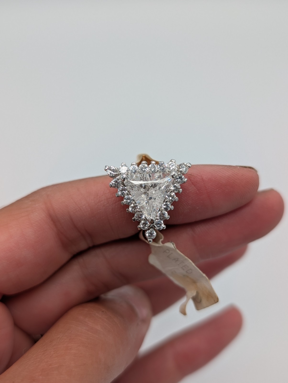 Vintage NWT 18K Gold Plated Huge Trillion Simulated Diamond Cocktail Ring 7 NOS image 10