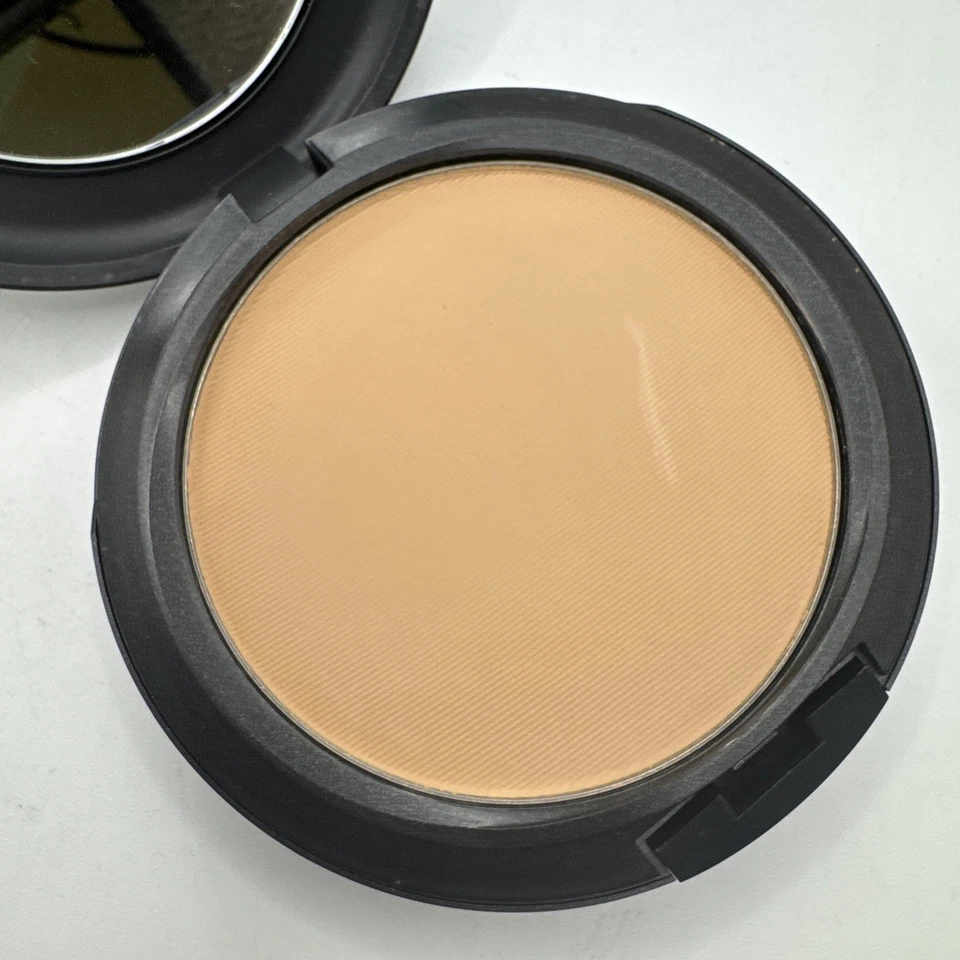 MAC Studio Fix Powder Plus Foundation Shade C4 – Full Size 15g ORIGINAL - Bild 4 von 4
