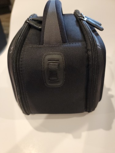 Case Logic Camcorder Case With Strap. - Picture 4 of 10