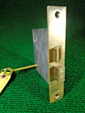 ONE VINTAGE RUSSWIN 380 MORTISE LOCK w/KEY - 5 1/2" BRASS FACE, 2 5/8 BS (20575)