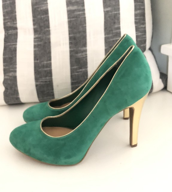 emerald velvet heels