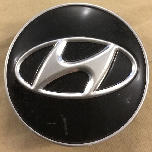 Hyundai Wheel Center Cap 23/8" 529602M000 Hubcap Genesis 20092012