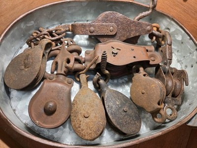 HUGE LOT OF 8 EXTREMELY COOL 4-8'' FUNCTIONAL ANTIQUE PULLEYS SOME CHAIN ATTACHED